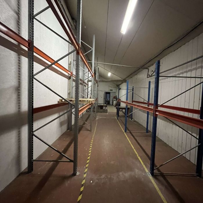 Üürile äripind, ladu, tootmine – 106 m²